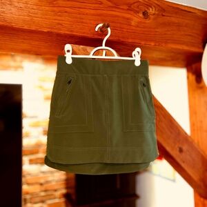 NWOT Athleta Olive Green skort size 2